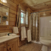 Отель Blackberry Lodge 402 - Four Bedroom Cabin, фото 8