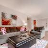 Отель Furnished Suites in the Heart of River North, фото 5
