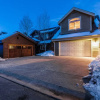 Отель Bear Hollow Beauty - 4 Br Townhouse, фото 1