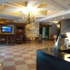 Отель UN Tourist Hotel, фото 2