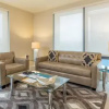 Отель Global Luxury Suites at China Basin, фото 4