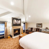 Отель Luxury Hotel Suite - 2 Br Condo, фото 20