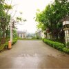 Отель Bailuzhou Holiday Hotel Yibin в Ибине
