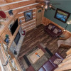 Отель Chubby and Cubbys Den - Three Bedroom Cabin, фото 33
