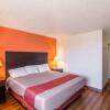 Отель Days Inn And Conference Center, фото 7