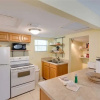 Отель Tropical Bliss - One Bedroom Home, фото 15
