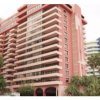 Отель Oceanfront Collins Resort - Global Vacation Rental в Майами-Бич