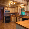 Отель A Touch of Luxury Cabin, фото 9