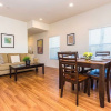 Отель S Stoneman Townhome #873904 by RedAwning, фото 16