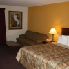 Отель Saratoga Inn & Suites, фото 3