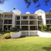 Отель Beachport Apartments в Мулулабе