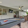 Отель SLS Sandra with FREE Heated Pool, Spa, Pool Table & More., фото 15