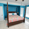 Отель Perky Pelican - 4 Br Home, фото 16