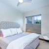 Отель Breathtaking Mountain Views - 3 Br Townhome, фото 5
