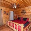 Отель Love Shack - One Bedroom Cabin, фото 7