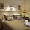Отель Autumn Affair Cottage 7, фото 5