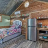 Отель Cameron Park Bungalow - Studio Cottage, фото 6