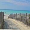 Отель Bungalows of Seagrove - Beach Blue by Coastal Dreamin, фото 13