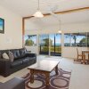 Отель Wheelchair Friendly with water views - Welsby Pde, Bongaree, фото 5