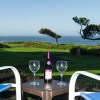 Отель The Oceanfront Overlook, фото 8