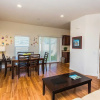 Отель S Stoneman Townhome #873904 by RedAwning, фото 2