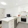 Отель Glebe Self-Contained Modern One-Bedroom Apartment (7 COW), фото 8