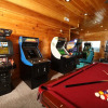 Отель Serenity Mountain Pool Lodge - Nine Bedroom Cabin, фото 17