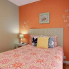 Отель Sunny Side Up 4Br Home, фото 10