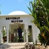 Отель Beverly Suites, фото 1