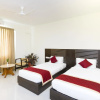 Отель OYO Rooms Majestic KG Road, фото 11