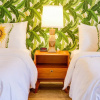 Отель Lions Gate Estate Holiday home 4, фото 3