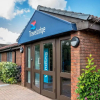 Отель Travelodge Burton A38 Northbound, фото 1