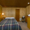 Отель Larch Cabin, фото 3