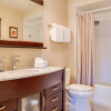 Отель Double Down Hideaway Apartment 2, фото 4