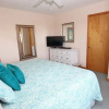 Отель Easy Breezy - 4 Br Home, фото 3