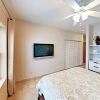 Отель Seawall Condo #501 3 Bedrooms 2 Bathrooms Condo, фото 6
