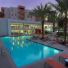Отель Global Luxury Suites at Studio City, фото 13
