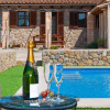 Отель Villa Son Fe Alcudia with pool bbq wifi, фото 13