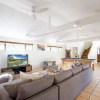 Отель 15 Cooran Court, Noosa Sound, фото 3