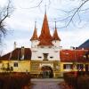 Отель Transylvania Residence Brasov в Брашове