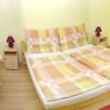 Отель Kondics Apartmanház, фото 3