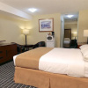 Отель TownePlace Suites Medicine Hat, фото 6