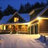 Отель Adirondack Lodge Retreat Secluded Mountain Location в Лейк-Клире