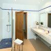 Отель Exclusive Villa Suavet Petit with a Stunning Pool, фото 5