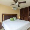 Отель Plaza Par 1203 Penthouse 2b 2bath by RedAwning, фото 1
