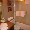 Отель Two-Bedroom plus Den Deluxe Unit #124 by Escape For All Seasons, фото 5
