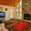 Отель Rivendell Creekside Cabin - 3 Br Cabin, фото 3