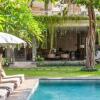 Отель The Retreat - Contemporary Balinese Style Close to Beach, фото 5