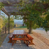 Отель Journeys End - Five Bedroom Cabin, фото 25