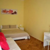 Отель Sunflower 2BDR Flat By Ruterra, фото 1